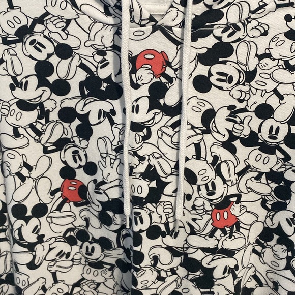 AUTHENTIC DISNEY HOODIE MICKEY FRONT POCKET EUC BUY BEFORE YOU GO & SAVE SIZE M - Picture 2 of 8